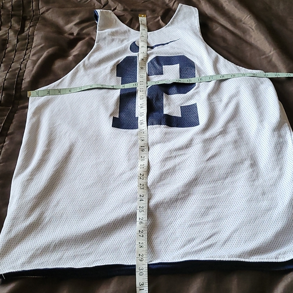 Vintage Nike Reversible Basketball Tanktop - Picture 7 of 8